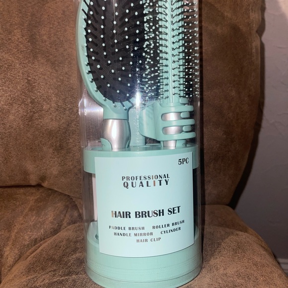 Mint Hair Brush Set - Picture 3 of 3